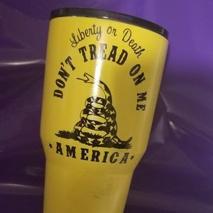 Dont tread on me tumbler